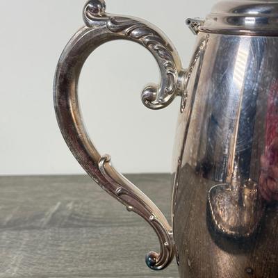 LOT 68K: Vintage William A Rogers by Oneida Silversmiths Silver Plated Tea Set