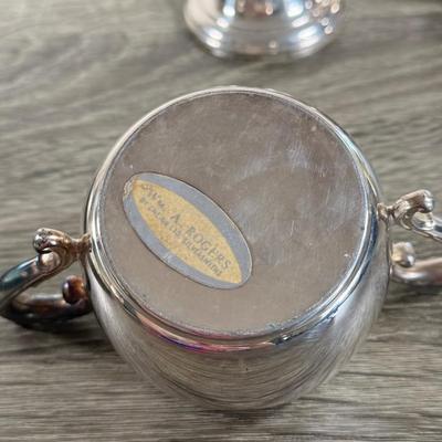 LOT 68K: Vintage William A Rogers by Oneida Silversmiths Silver Plated Tea Set