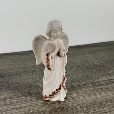 LOT 69K: Lenox Collection: China Jewels Angel, Trumpeting Angel, Woodland Bowl & Vase, Salt and Pepper Shaker Sets & More
