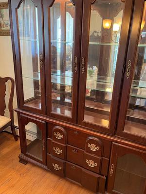 LOT 83D: Vintage Lighted Dining Hutch / China Cabinet