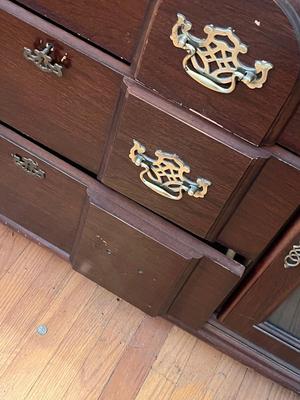LOT 83D: Vintage Lighted Dining Hutch / China Cabinet