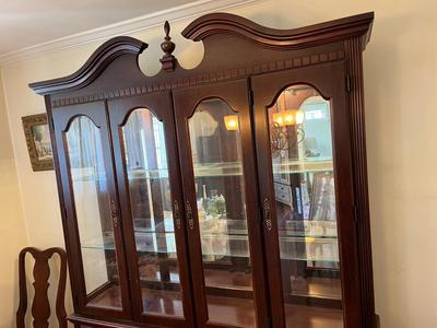 LOT 83D: Vintage Lighted Dining Hutch / China Cabinet