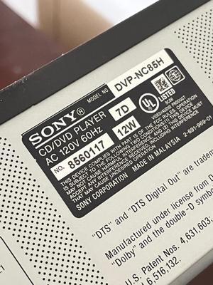 LOT 85L: Sony 5-Disc CD/DVD Player - DVP-NC85H