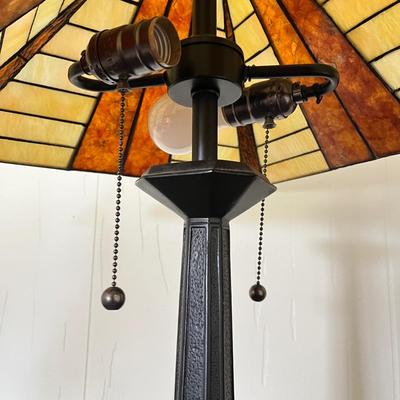 LOT 87L: Glass Shade Table Lamp