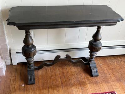 LOT 91L: Antique / Vintage Hall / Sofa Table