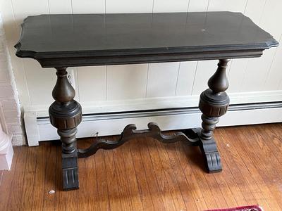 LOT 91L: Antique / Vintage Hall / Sofa Table