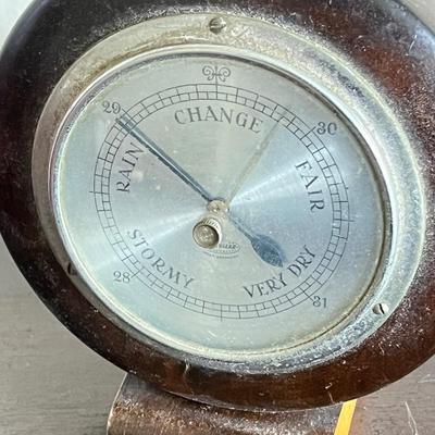 LOT 93: Vintage Sunoco Mantle Clock + Aneroid Barometer
