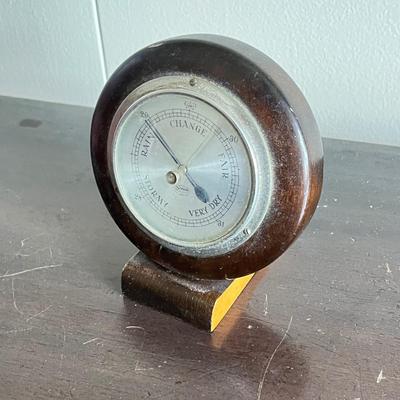 LOT 93: Vintage Sunoco Mantle Clock + Aneroid Barometer