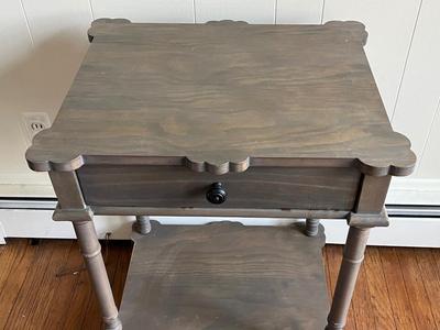 LOT 100L: Side Table + Home Decor