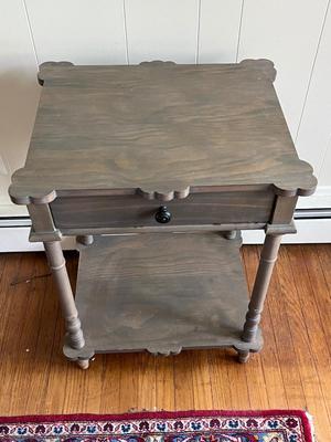 LOT 100L: Side Table + Home Decor