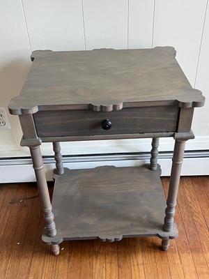 LOT 100L: Side Table + Home Decor
