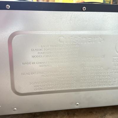 LOT 104K: Kitchen Collection: Santa Fe Quesadilla Maker, Pampered Chef Cookie Press, Cuisinart Toaster Oven Model TOB-40N (DL)