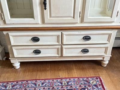LOT 108L: Vintage Country Style Hutch & Table w/ 4 Chairs