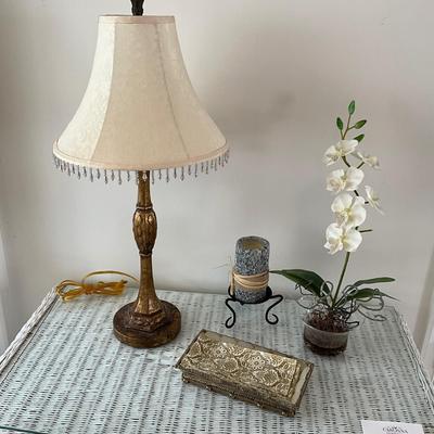 UBR8390 Four Piece Decorative Lot