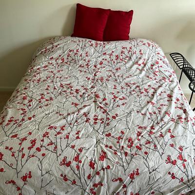 UBR8384 JC Penney Cherry Blossom Queen Bedspread