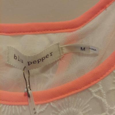 Anthropologie Flowy Tops Size Small Medium (PBC-BBL)