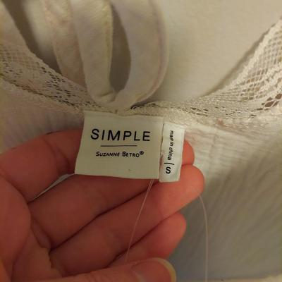 Anthropologie Flowy Tops Size Small Medium (PBC-BBL)