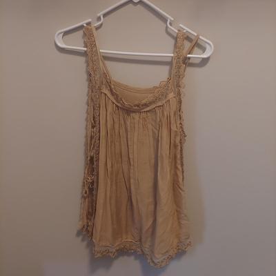 Anthropologie Flowy Tops Size Small Medium (PBC-BBL)