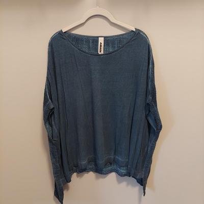 Anthropologie Flowy Tops Size Small Medium (PBC-BBL)