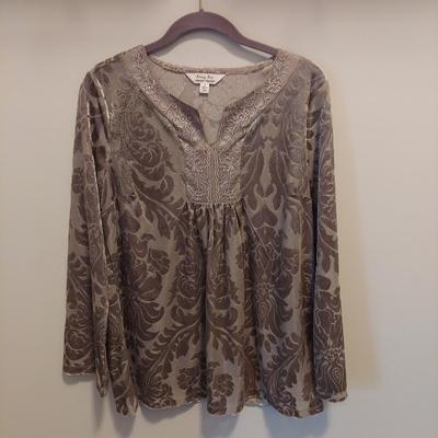 Anthropologie Flowy Tops Size Small Medium (PBC-BBL)