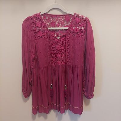 Anthropologie Flowy Tops Size Small Medium (PBC-BBL)