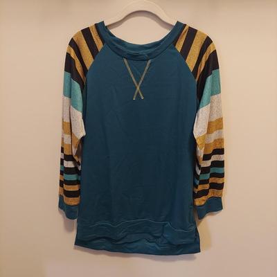 Sweaters & Knits Small Medium (PBC-BBL)