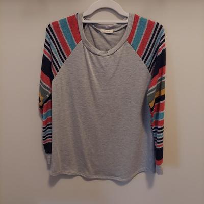 Sweaters & Knits Small Medium (PBC-BBL)