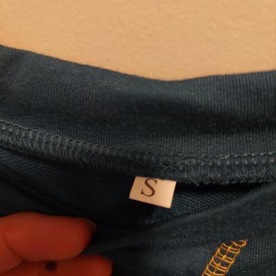 Sweaters & Knits Small Medium (PBC-BBL)
