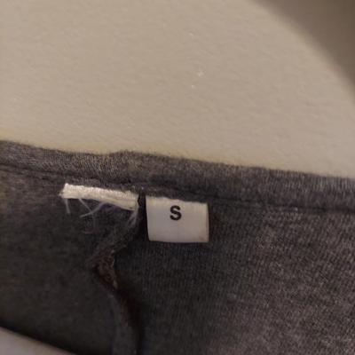 Sweaters & Knits Small Medium (PBC-BBL)