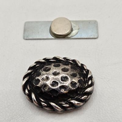 LOT 32: Variety of Silver-tone Pins and Brooches