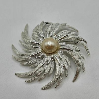 LOT 32: Variety of Silver-tone Pins and Brooches