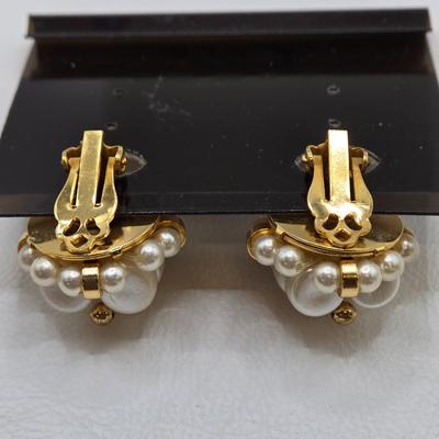 LOT 42: Beautiful Faux Pearl Neclaces , Bracelets, and Clip Earrings