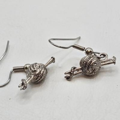 LOT 44: Various Necklaces and Cute Knitting Needle and Yarn Earrings