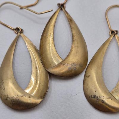 LOT 57: Earring Collection: 925, 1/10 14Ky Gold Filled, Sterling Silver Isreal, 925 Italy