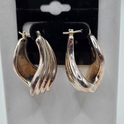 LOT 57: Earring Collection: 925, 1/10 14Ky Gold Filled, Sterling Silver Isreal, 925 Italy