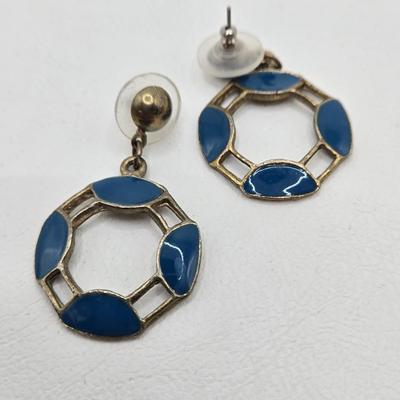 LOT 60: Variety of Rings and Earrings Including One Pair of Clip Earrings