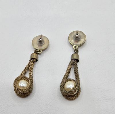 LOT 60: Variety of Rings and Earrings Including One Pair of Clip Earrings