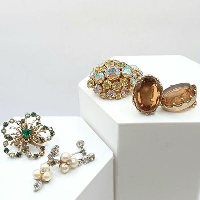 LOT 69: Vintage Smokey Topaz Cameo Glass Clip-Ons, Aurora Borealis Rhinestone Clip-Ons & More