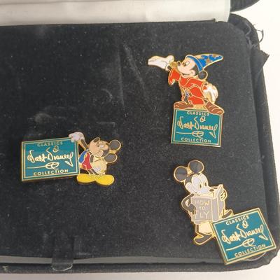 LOT 72: Star Wars Galaxy's Edge Droid Depot BB-8/R2-D2 Wallet, WDCC Disney Classic Collection Pins & Mickey Mouse Glove Coaster