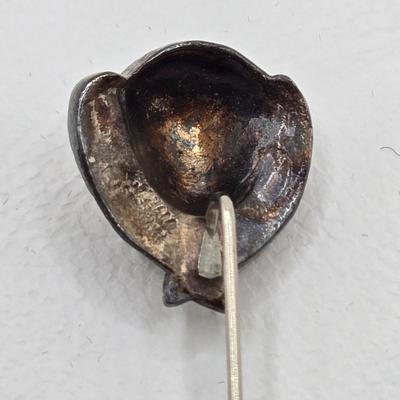 LOT 76: Variety of Vintage Stick Pins