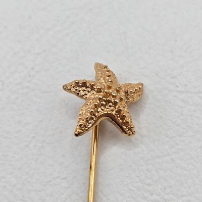 LOT 76: Variety of Vintage Stick Pins