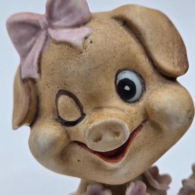 LOT 91: Figurines Ceramic & Porcelain: Enesco, Holland Mold, Circle Bisque