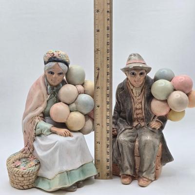 LOT 91: Figurines Ceramic & Porcelain: Enesco, Holland Mold, Circle Bisque