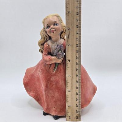 LOT 91: Figurines Ceramic & Porcelain: Enesco, Holland Mold, Circle Bisque