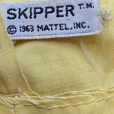 LOT 92: Vintage Skipper , Carrying Case, and Accessories