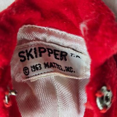 LOT 92: Vintage Skipper , Carrying Case, and Accessories