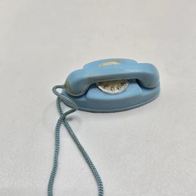 LOT 92: Vintage Skipper , Carrying Case, and Accessories