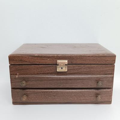 LOT 99: Vintage Jewelry Box with Jewelry for Craft and Repair