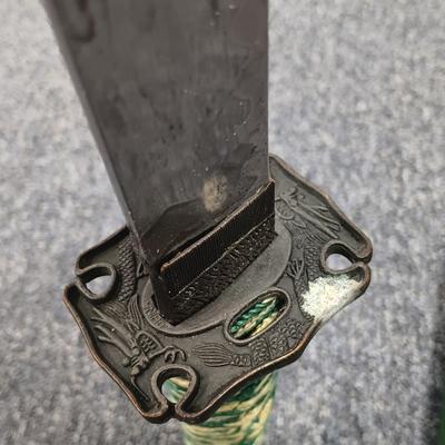 LOT 119: 3-Piece Green Katana Sword Set