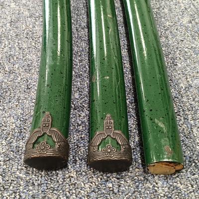 LOT 119: 3-Piece Green Katana Sword Set